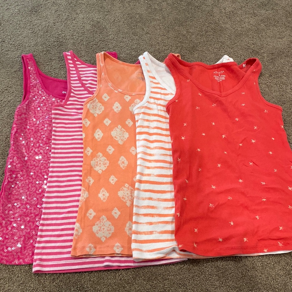 Lot of 5 tanks